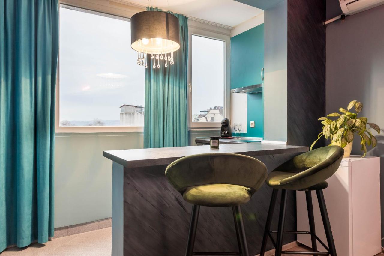 Private Studio In The Centre Varna Exteriér fotografie